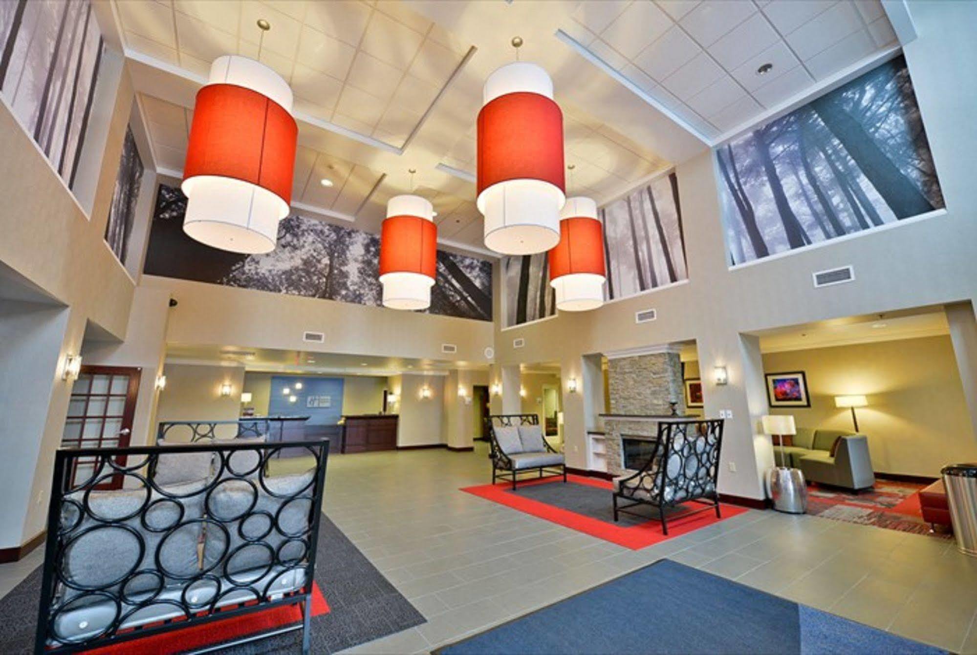 Holiday Inn Express Canandaigua - Finger Lakes Экстерьер фото